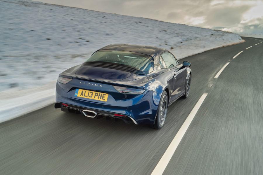  Alpine A110 Legende 2018 года  (UK) (фото 17 из 40)